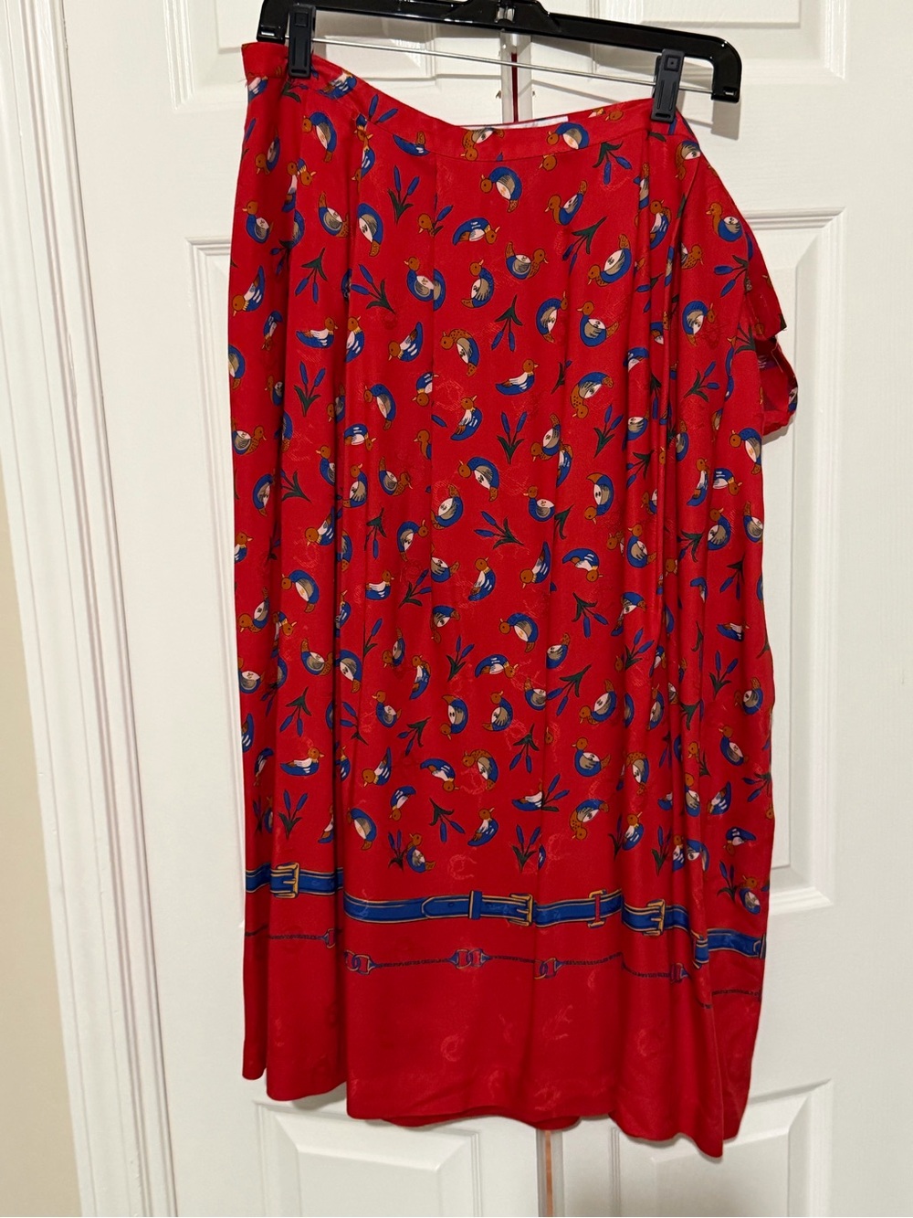 Vintage Red Printed Women's Dress with Blue Accents 22w